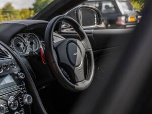 Image 35/59 of Aston Martin DBS (2012)