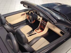 Bild 33/54 von Mercedes-Benz SLK 230 Kompressor (2002)