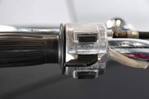 Image 35/50 de Triumph T 150 V Trident (1974)