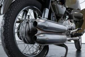 Image 17/50 of Moto Guzzi DUMMY (1976)