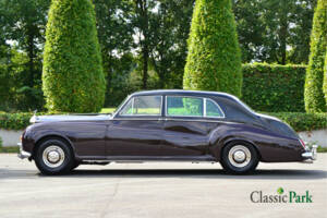 Image 2/50 de Rolls-Royce Phantom V James Young (1964)