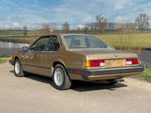 Bild 8/8 von BMW 633 CSi (1981)