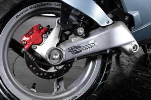 Image 21/30 of Aprilia Area 51 (1998)