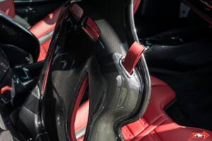 Bild 25/56 von Ferrari SF90 Assetto Fiorano (2021)