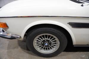 Image 16/22 of BMW 3.0 CS (1974)