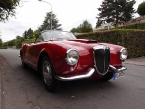 Image 4/20 of Lancia Aurelia B24 Spider "America" (1955)