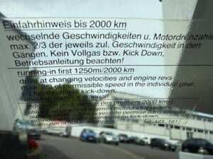 Bild 5/15 von BMW 735i (1984)