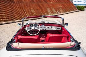 Image 24/33 de Mercedes-Benz 190 SL (1959)