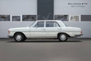 Image 4/35 de Mercedes-Benz 300 SEL 3.5 (1971)