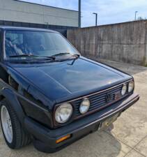 Bild 16/42 von Volkswagen Golf II GTi 16V 1.8 (1986)