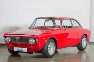 Image 1/31 de Alfa Romeo Giulia GTA 1300 Junior (1968)