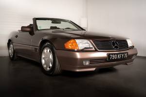Immagine 2/23 di Mercedes-Benz 300 SL-24 (1993)