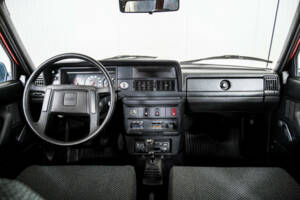 Image 7/50 of Volvo 240 (1983)
