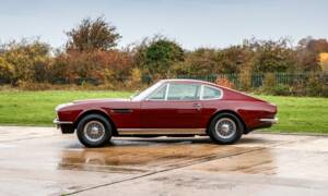 Bild 3/22 von Aston Martin DBS (1970)