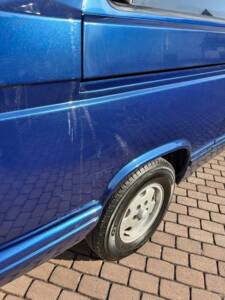 Image 4/6 of Volkswagen T3 Multivan 1.6 TD "Last Limited Edition" (1993)