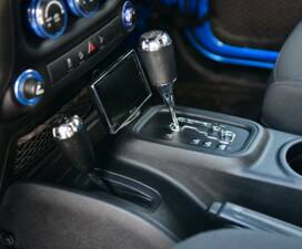 Bild 44/50 von Jeep Wrangler 3.8 &quot;75th Aniversary&quot; (2016)