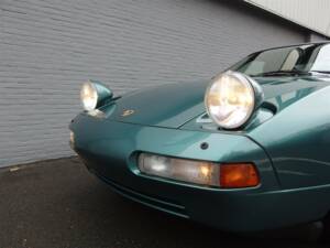 Bild 11/99 von Porsche 928 GTS (1992)