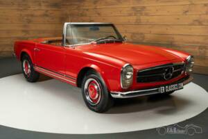 Immagine 4/19 di Mercedes-Benz 230 SL (1967)