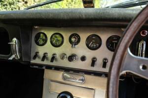 Image 20/33 de Jaguar Type E 3.8 (1962)