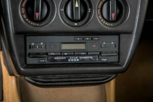 Obraz 25/50 pojazdu Mercedes-Benz 190 D 2.5 (1986)