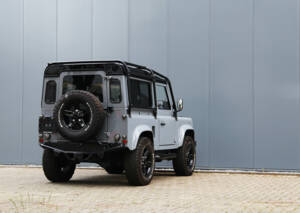Image 39/56 of Land Rover 90 (1990)