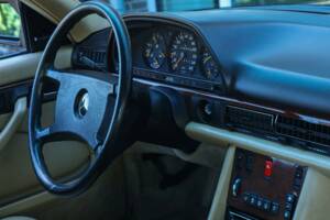 Bild 44/50 von Mercedes-Benz 560 SEC (1987)