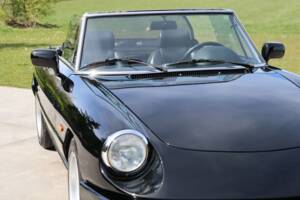 Afbeelding 47/50 van Alfa Romeo 2.0 Spider (1991)