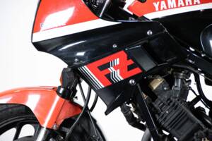 Image 19/50 of Yamaha FZ 750 (1986)