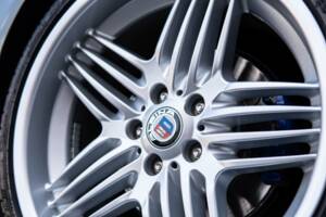Image 20/32 of BMW Z8 (2001)