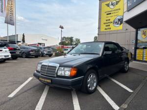 Bild 1/22 von Mercedes-Benz 300 CE-24 (1993)