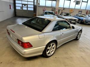 Imagen 25/82 de Mercedes-Benz SL 500 &quot;Silver Arrow&quot; (2001)
