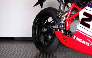 Image 32/98 of Ducati 1098 R (2010)