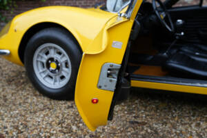 Bild 41/50 von Ferrari Dino 246 GT (1971)
