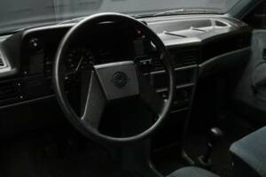 Image 25/50 of Opel Kadett 2,0i GSi (1988)
