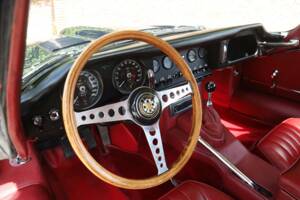Imagen 8/50 de Jaguar E-Type 4.2 (1964)