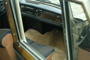 Image 40/50 of Mercedes-Benz 300 SE (1964)