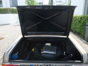Image 43/43 of Mercedes-Benz 280 SL (1968)
