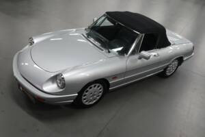 Bild 7/33 von Alfa Romeo 2.0 Spider (1993)