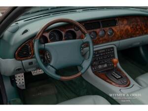 Bild 12/33 von Jaguar XKR (1999)