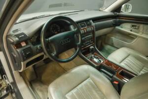 Immagine 3/50 di Audi A8 4.2 quattro (1995)