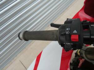 Afbeelding 14/47 van Honda CBR 1000 RR Fireblade (2010)