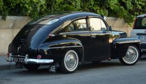 Image 2/50 de Volvo PV 444 (1956)