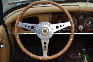 Image 36/50 of Jaguar XK 150 3.4 S OTS (1959)