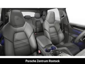 Imagen 12/14 de Porsche Cayenne E-Hybrid (1900)