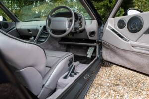 Image 28/43 of Porsche 928 GTS (1994)