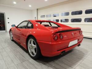 Bild 3/15 von Ferrari F 355 Berlinetta (1996)