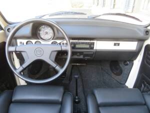 Image 13/24 of Volkswagen Beetle &quot;Memminger&quot; (1973)