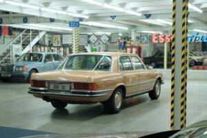 Image 11/50 de Mercedes-Benz 350 SE (1973)