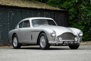 Image 5/50 of Aston Martin DB 2&#x2F;4 Mk III (1958)