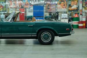 Image 6/50 de Mercedes-Benz 280 SL (1968)
